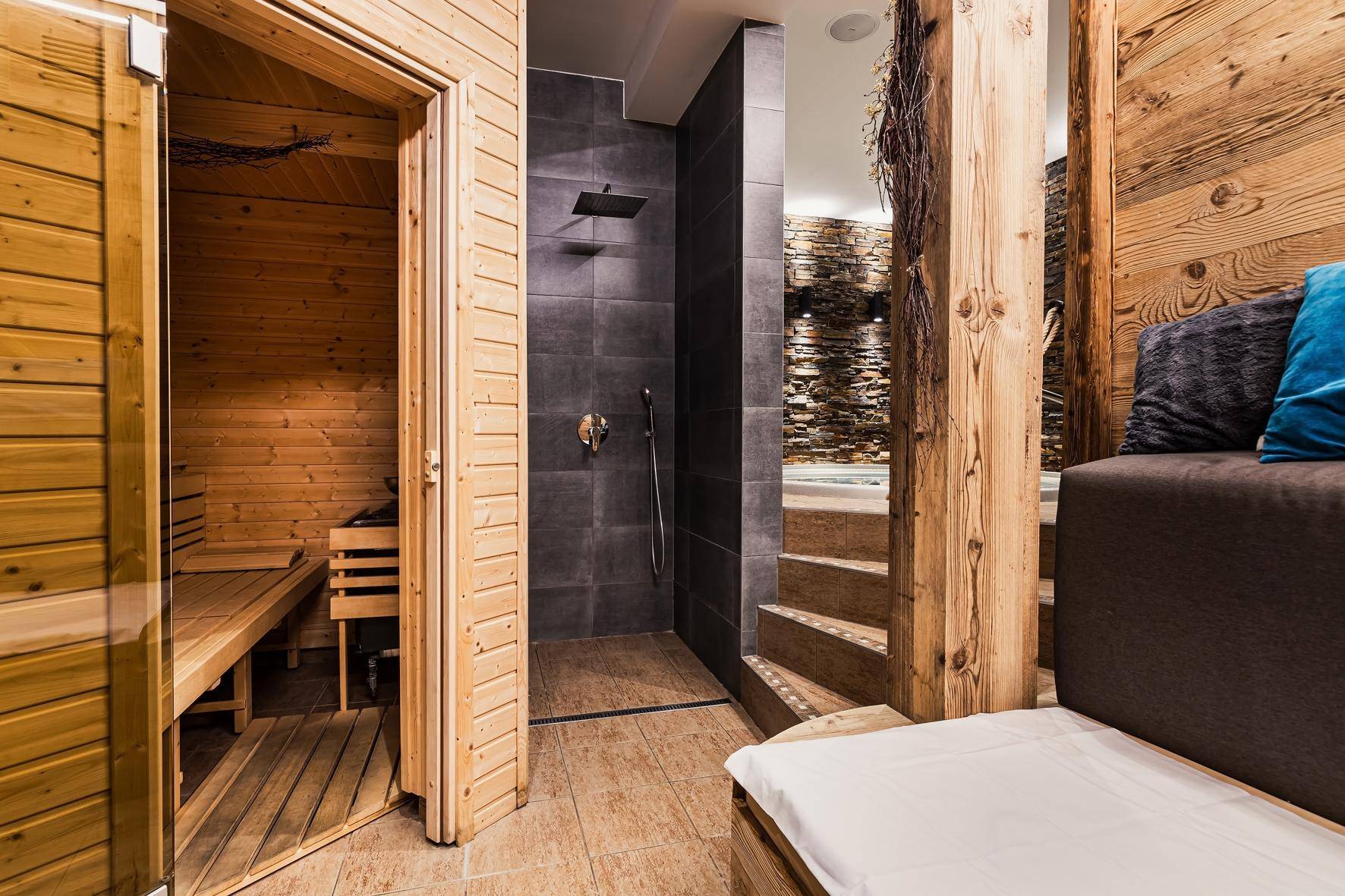 Wellness zóna TOČ , Lipová-lázně