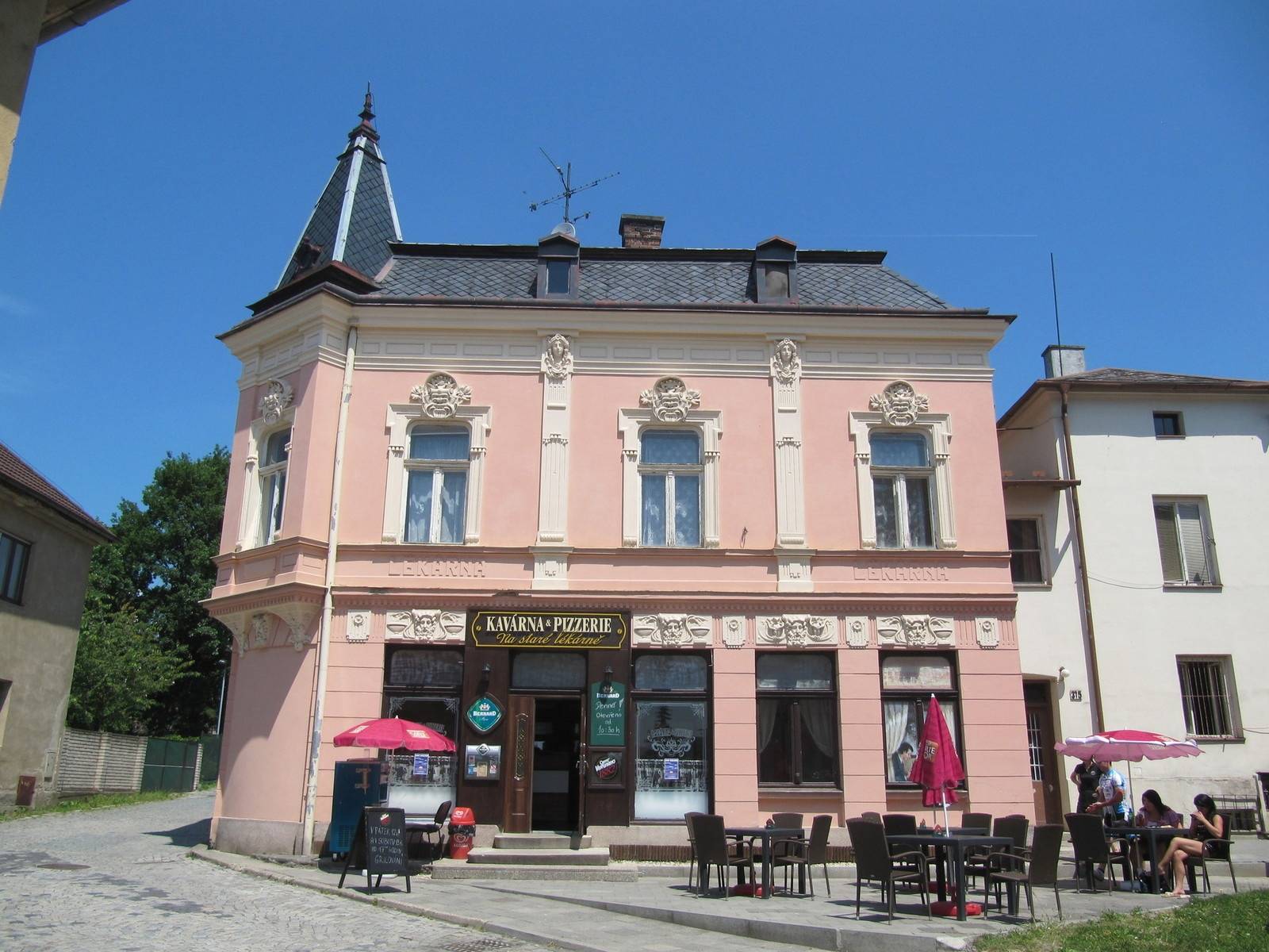 Kavárna & Pizzerie na Staré lékarně