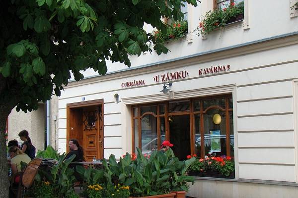 Kavárna/Cukrárna U Zámku