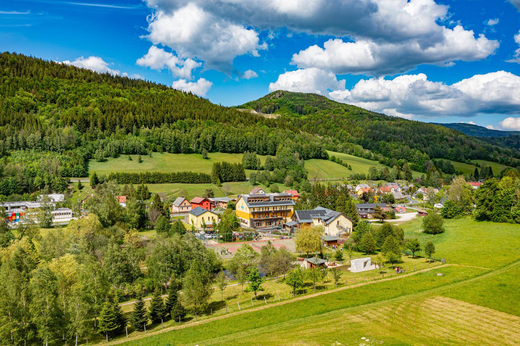 Hotel Helios, Lipová-lázně