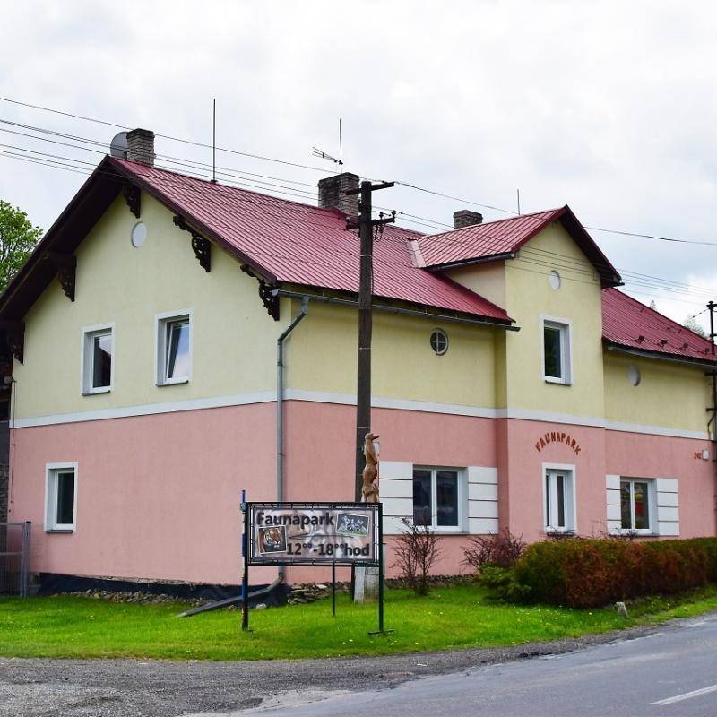 Das Gästehaus Fauna Park in Lipová lázně wurde rekonstruiert.