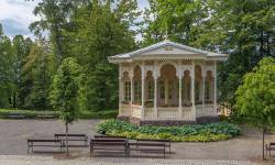 Hudební altán v lázních