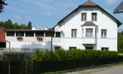 Dvůr Emílie, Velké Losiny