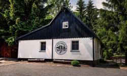 Chalupa U Tří veverek, Lipová-lázně