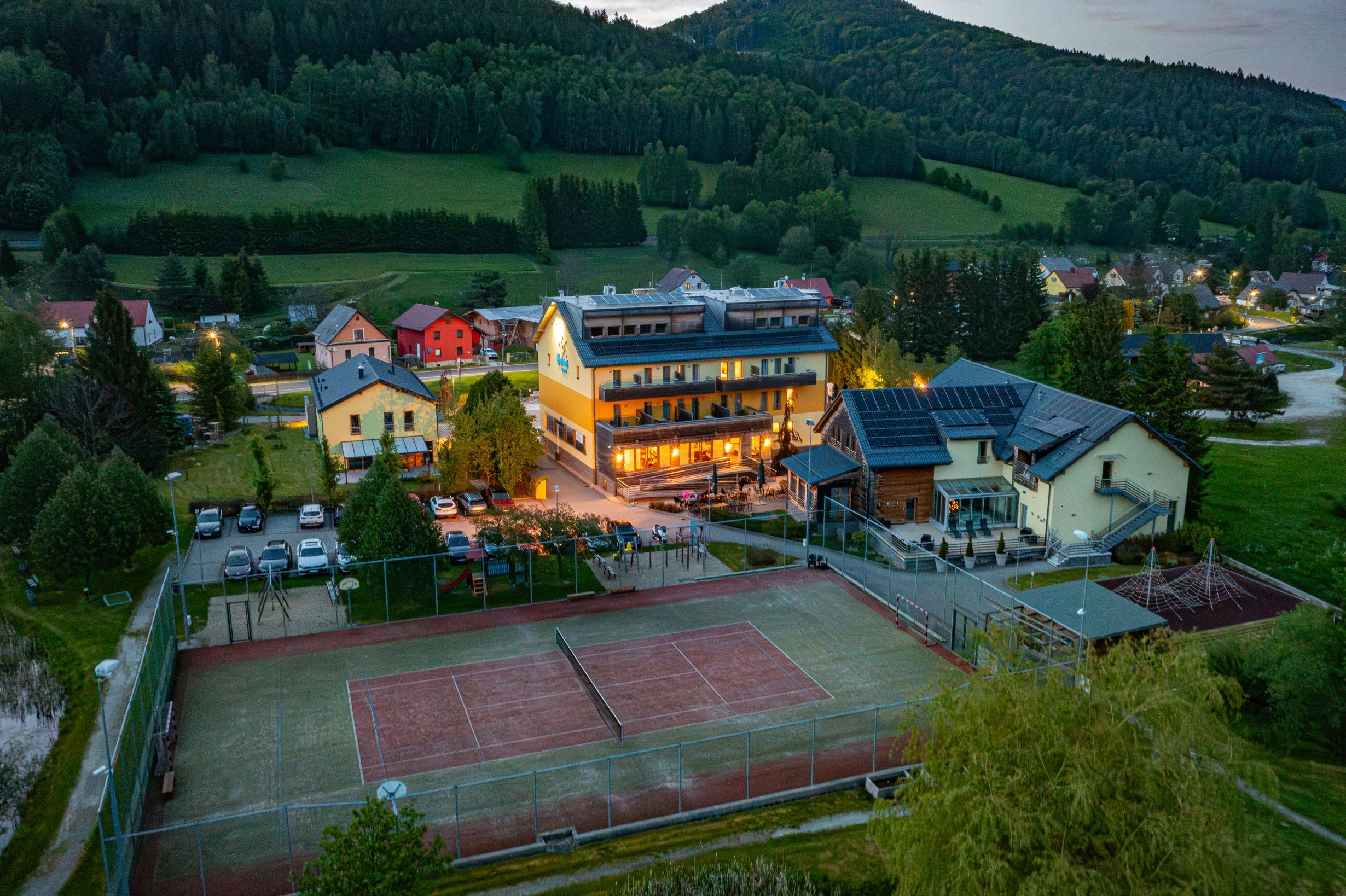 Hotel Helios, Lipová-lázně