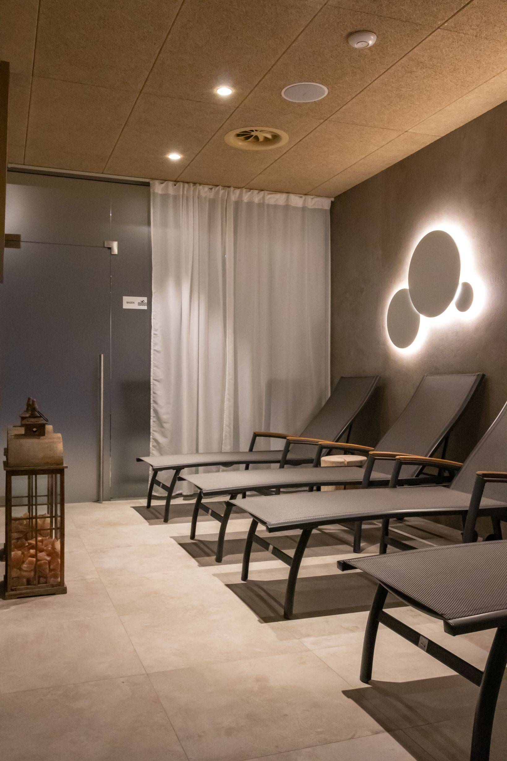 Wellness centrum Helios, Lipová-lázně