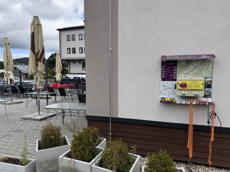 Nabíjecí stanice pro elektrokola č. 56 - Hotel Zlatý Chlum
