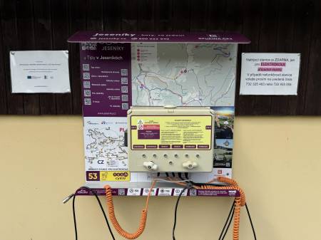 Stacje ładowania rowerów elektrycznych - Vernířovice