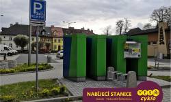 Nabíjecí stanice pro elektrokola - Parkoviště Jeseník