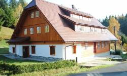 Roubenka Mila, Ostružná