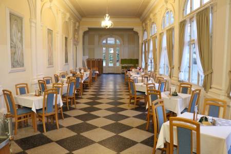 Restaurant Letní lázně Karlova Studánka
